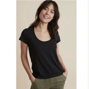 Ramy Brook New York Classic Black Scoop Neck Short Sleeve Tee